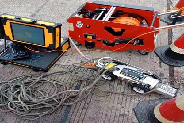 富县CCTV管道检测机器人